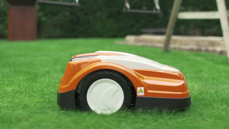 Robot tondeuse RMI 632 PC série 6 iMow STIHL Robot tondeuse RMI 632 PC série 6 iMow STIHL