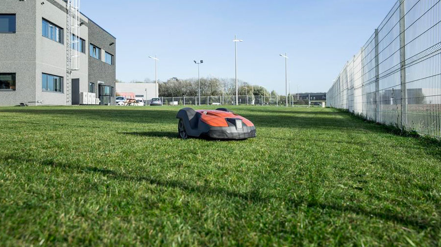 Robot tondeuse Automower 550 EPOS Husqvarna Robot tondeuse Automower 550 EPOS Husqvarna