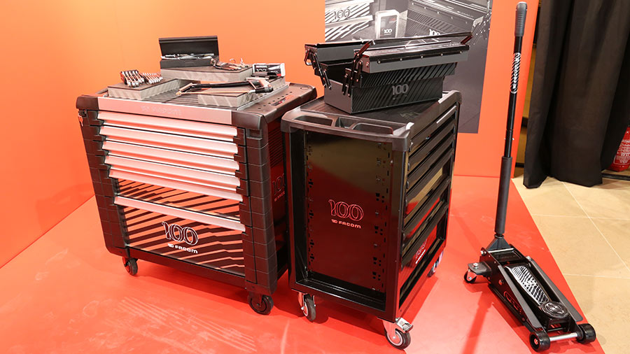 Anniversaire FACOM 100 ans au musée du Louvre 2018 Anniversaire FACOM 100 ans au musée du Louvre 2018