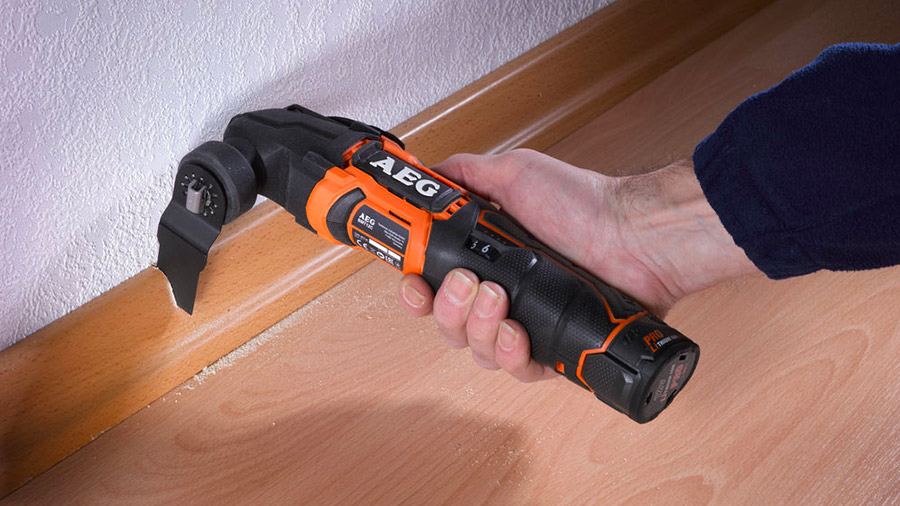 Avis et prix outil multifonctions BMT12CLI-152B AEG Avis et prix outil multifonctions BMT12CLI-152B AEG