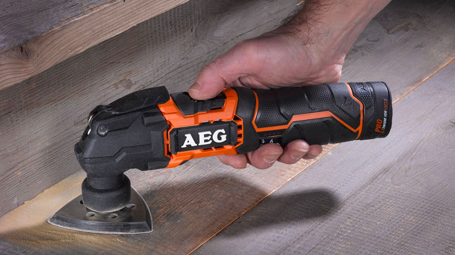 Avis et prix outil multifonctions BMT12CLI-152B AEG Avis et prix outil multifonctions BMT12CLI-152B AEG