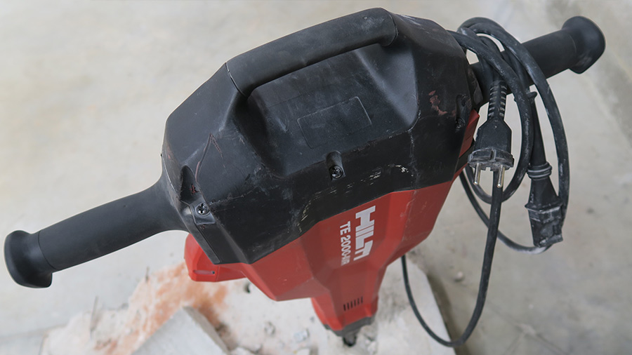 Avis et prix burineur Hilti TE 2000-AVR brise béton promotion pas cher Avis et prix burineur Hilti TE 2000-AVR brise béton promotion pas cher