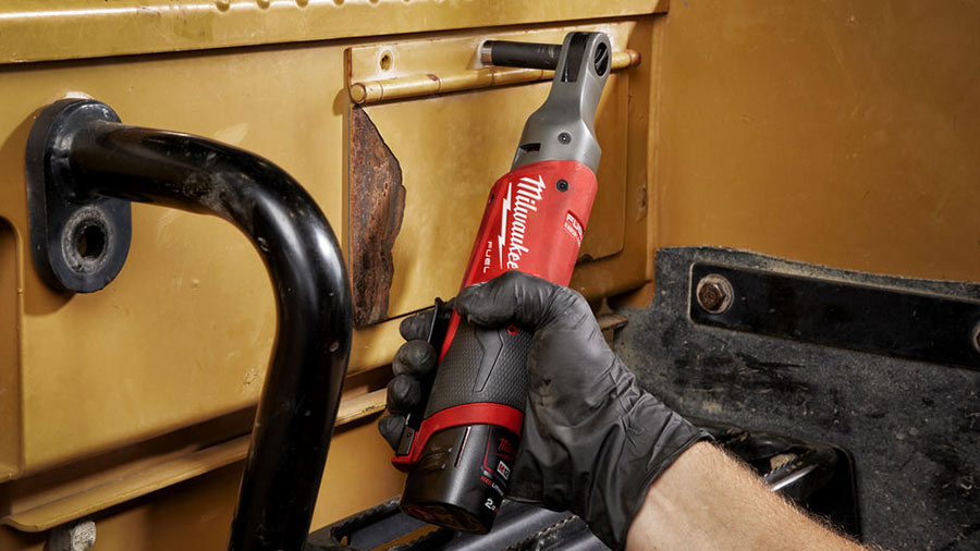 Avis et prix clé à chocs Milwaukee sans fil M12 FIR Avis et prix clé à chocs Milwaukee sans fil M12 FIR