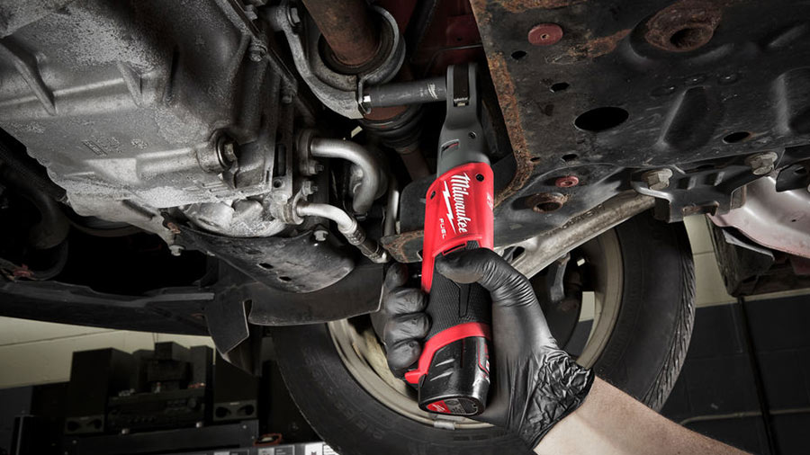 Avis et prix clé à chocs Milwaukee sans fil M12 FIR Avis et prix clé à chocs Milwaukee sans fil M12 FIR