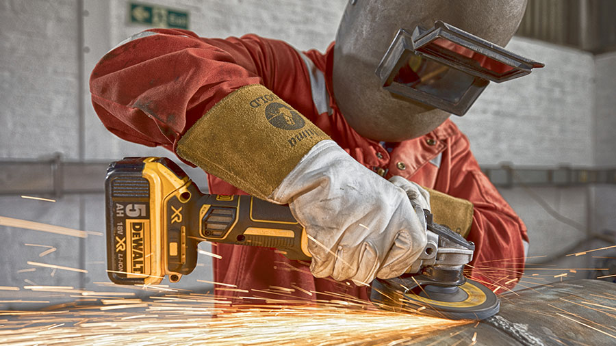 Test et avis Meuleuse DEWALT DCG405 XR 18 V Brushless Test et avis Meuleuse DEWALT DCG405 XR 18 V Brushless