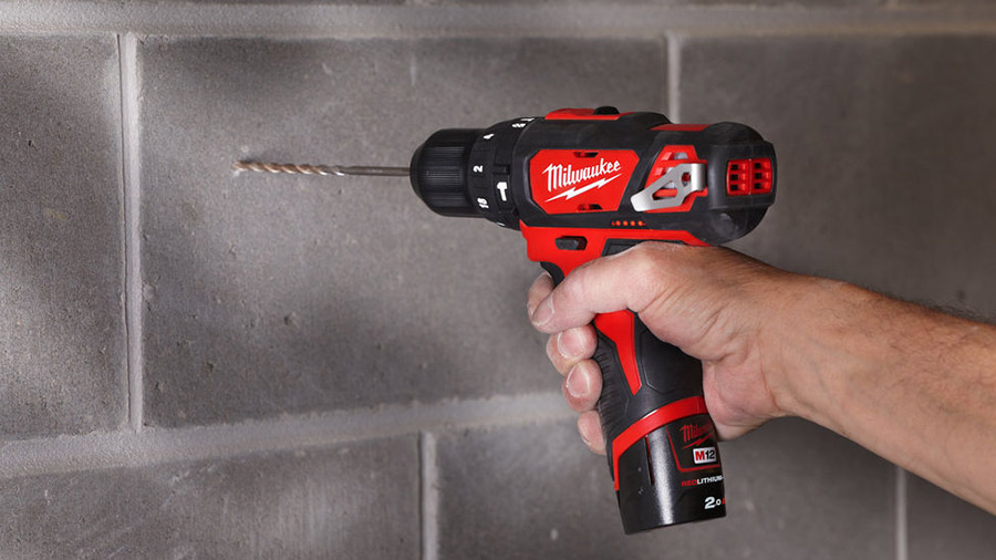 Avis et prix perceuse-visseuse à percussion M12 BPD Milwaukee Avis et prix perceuse-visseuse à percussion M12 BPD Milwaukee