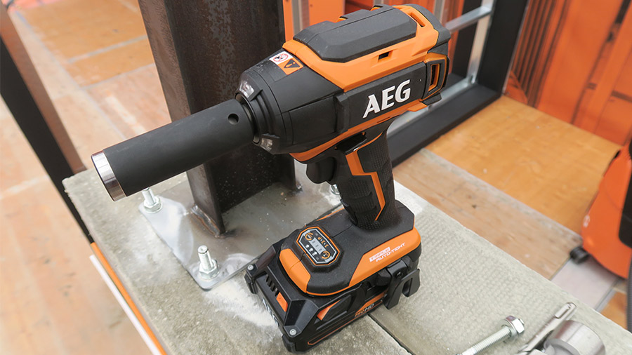 AEG présente son innovante boulonneuse à chocs sans-fil 6 modes AEG présente son innovante boulonneuse à chocs sans-fil 6 modes