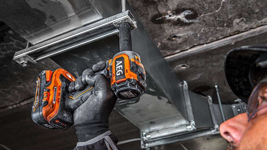 boulonneuse BSS18S12BL