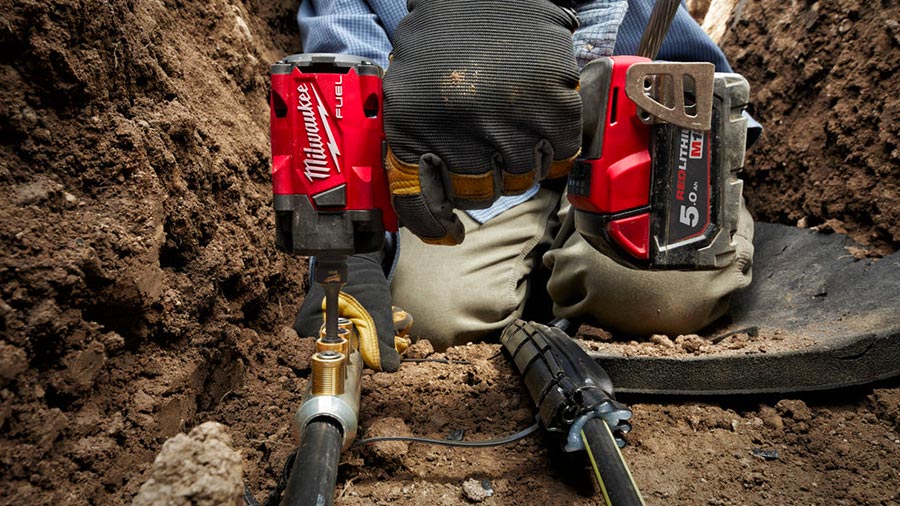 Boulonneuse à chocs Brushless Milwaukee M18 FIW2F38 Boulonneuse à chocs Brushless Milwaukee M18 FIW2F38