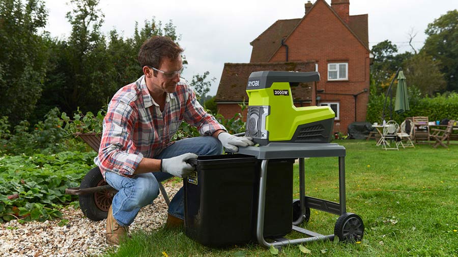 Broyeur de végétaux RSH3045U Ryobi Broyeur de végétaux RSH3045U Ryobi