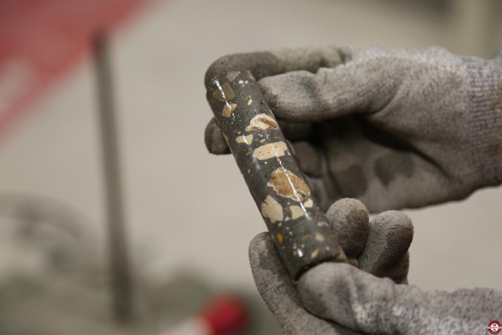 Carotteuse diamant DD 250 HILTI © Benjamin Leharivel - Zone Outillage Carotteuse diamant DD 250 HILTI © Benjamin Leharivel - Zone Outillage