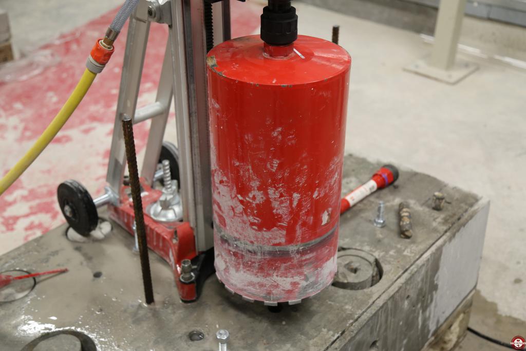 Carotteuse diamant DD 250 HILTI © Benjamin Leharivel - Zone Outillage Carotteuse diamant DD 250 HILTI © Benjamin Leharivel - Zone Outillage