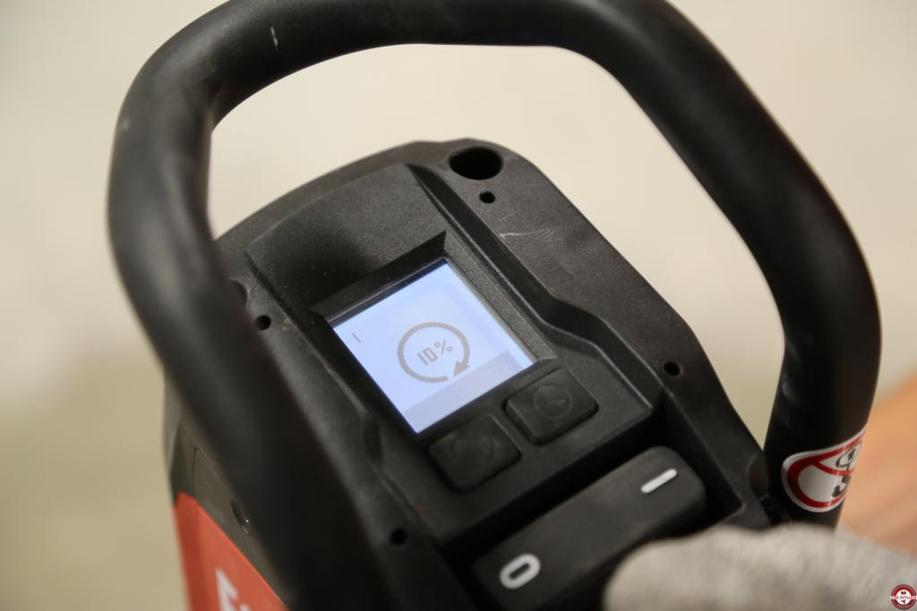 Carotteuse diamant DD 250 HILTI © Benjamin Leharivel - Zone Outillage Carotteuse diamant DD 250 HILTI © Benjamin Leharivel - Zone Outillage