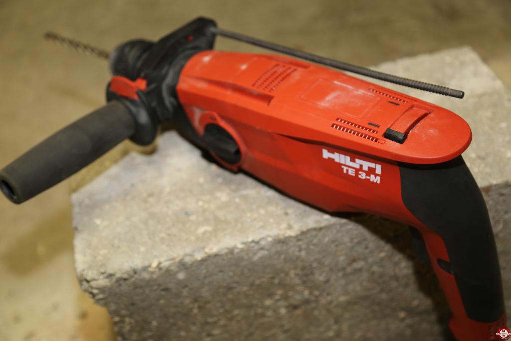 Perforateur SDS PLUS Hilti TE 3-M © Benjamin Leharivel - Zone Outillage Perforateur SDS PLUS Hilti TE 3-M © Benjamin Leharivel - Zone Outillage