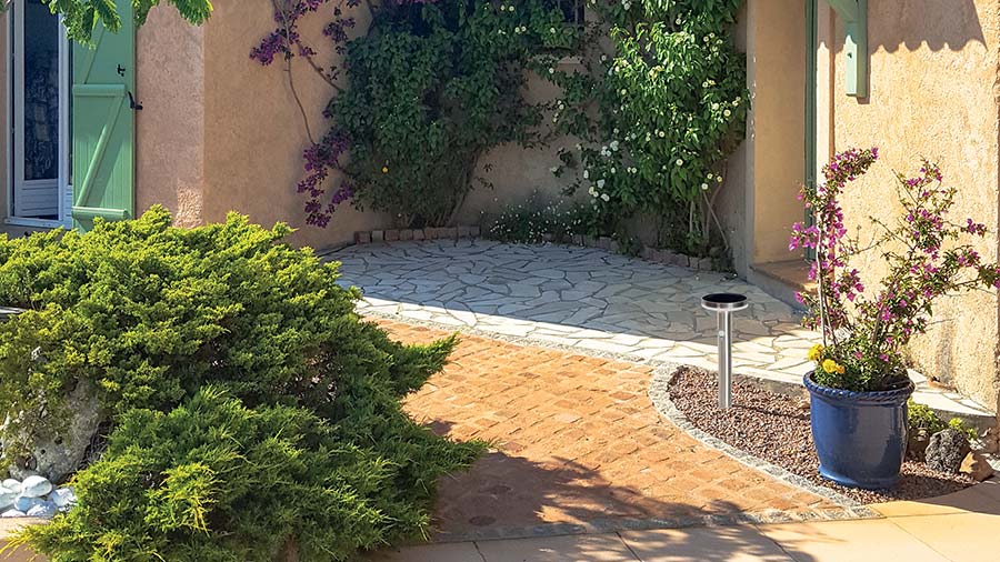 Présentation de la gamme de luminaires ECO Garden RIBIMEX Présentation de la gamme de luminaires ECO Garden RIBIMEX