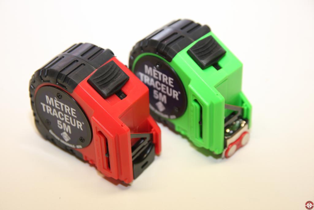 Mètre Traceur J.S.T.H © Benjamin Leharivel - Zone Outillage Mètre Traceur J.S.T.H © Benjamin Leharivel - Zone Outillage