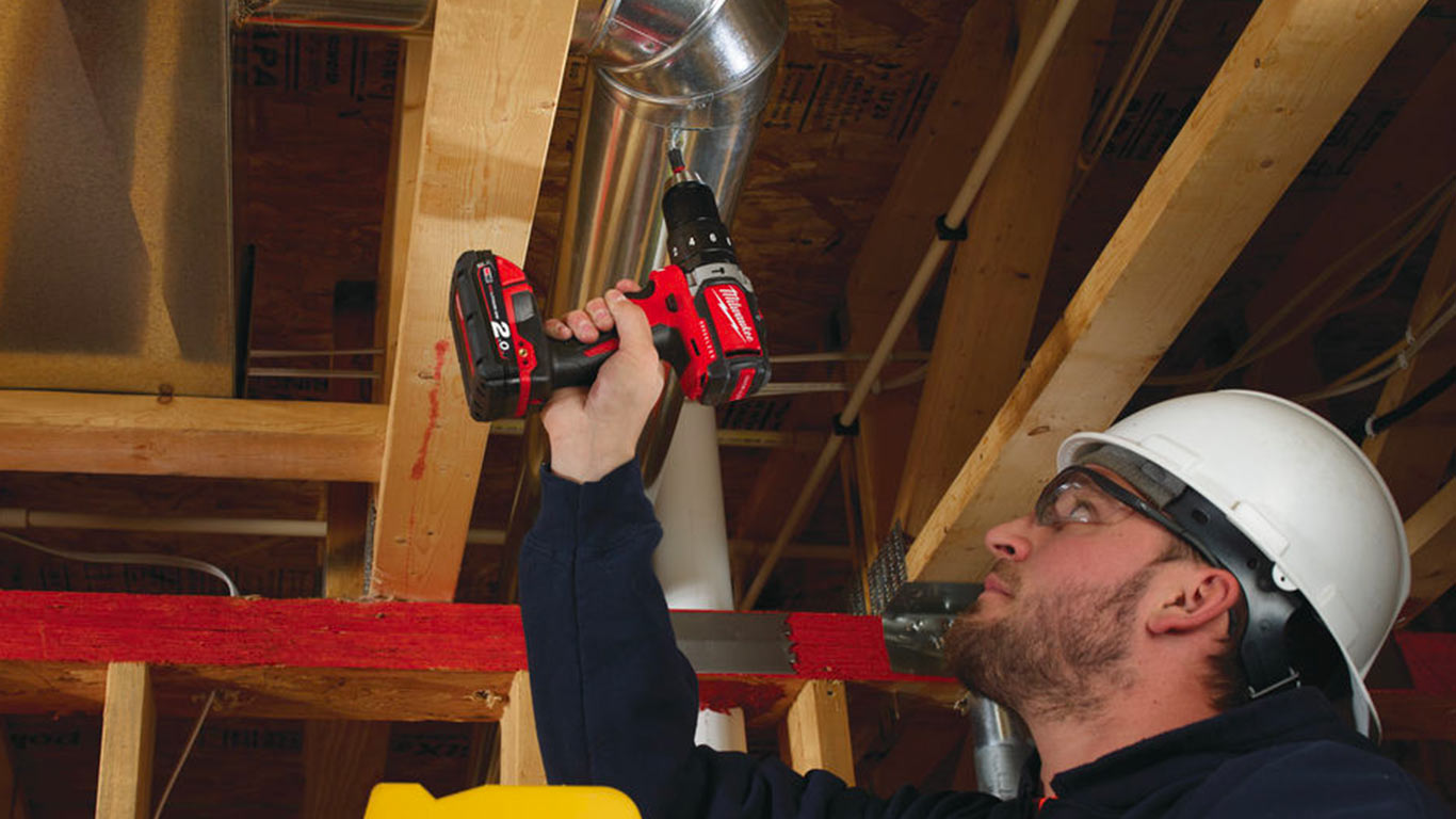 Perceue-visseuse à percussion Milwaukee M18 BLPD Perceue-visseuse à percussion Milwaukee M18 BLPD