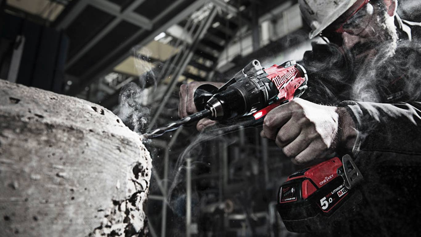 Perceue-visseuse à percussion Milwaukee M18 ONEPD ONEKEY Perceue-visseuse à percussion Milwaukee M18 ONEPD ONEKEY