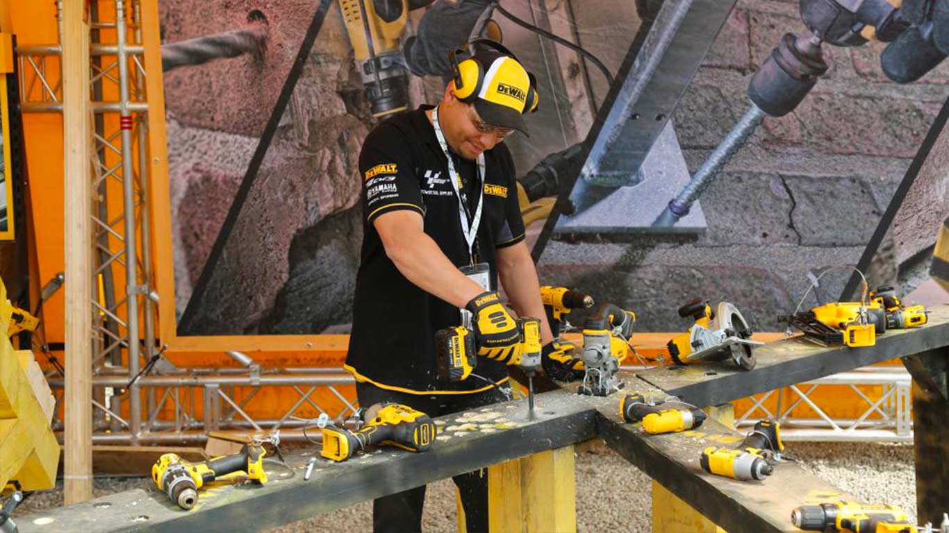 Moto GP 2017 - DEWALT FACOM Moto GP 2017 - DEWALT FACOM