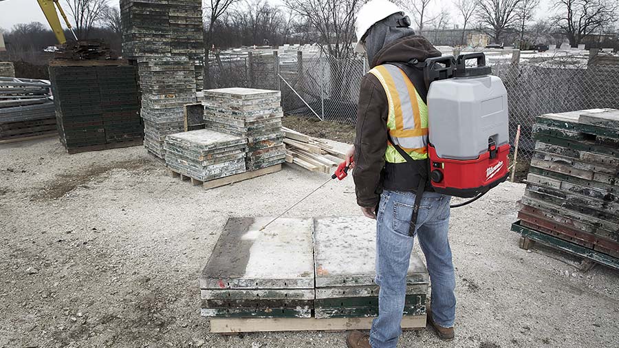 pulvérisateur sac à dos M18 SWITCH TANK Milwaukee Covid-19 pulvérisateur sac à dos M18 SWITCH TANK Milwaukee Covid-19