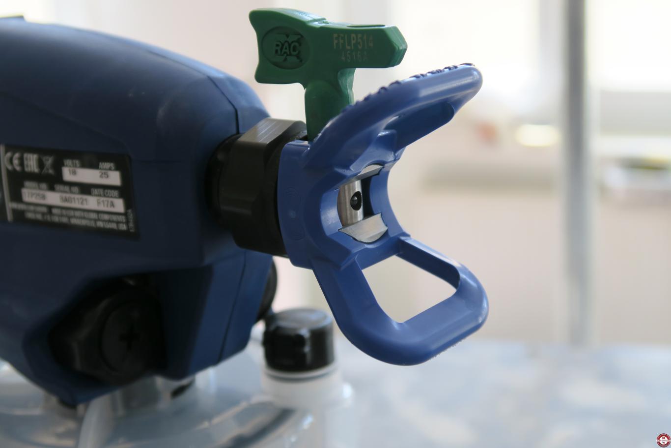 Test du pulvérisateur de peinture GRACO ULTRAMAX Test du pulvérisateur de peinture GRACO ULTRAMAX