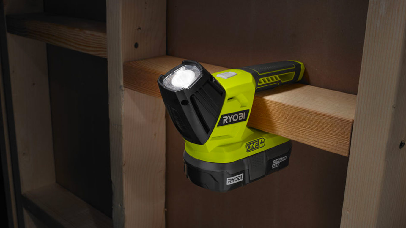 Lampe LED ONE + Ryobi R18T Lampe LED ONE + Ryobi R18T