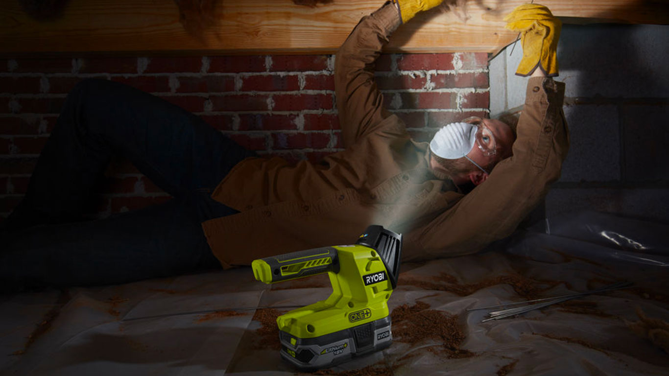 Lampe LED ONE + Ryobi R18T Lampe LED ONE + Ryobi R18T