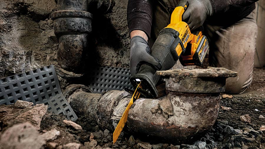 scie sabre DEWALT DCS389 XR FLEXVOLT 2.0 scie sabre DEWALT DCS389 XR FLEXVOLT 2.0