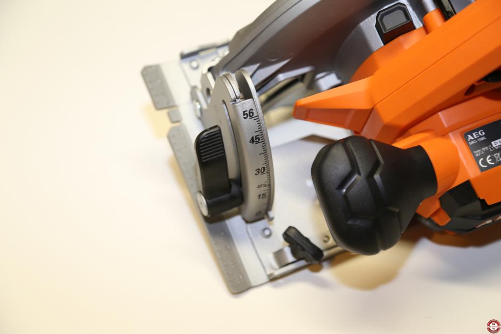 Scie circulaire AEG BKS18BL Brushless © Benjamin Leharivel - Zone Outillage Scie circulaire AEG BKS18BL Brushless © Benjamin Leharivel - Zone Outillage