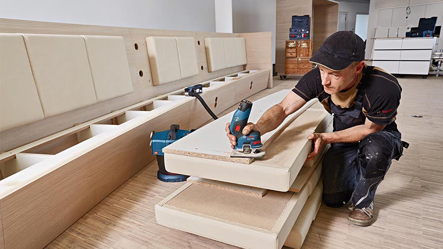 Test et avis affleureuse sans fil GKF12V-8 Bosch Professional Test et avis affleureuse sans fil GKF12V-8 Bosch Professional