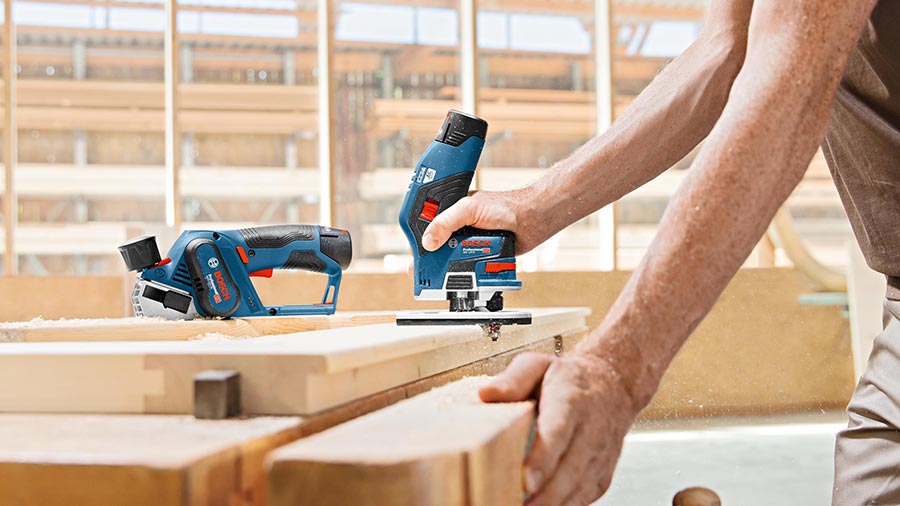 Test et avis affleureuse sans fil GKF12V-8 Bosch Professional Test et avis affleureuse sans fil GKF12V-8 Bosch Professional