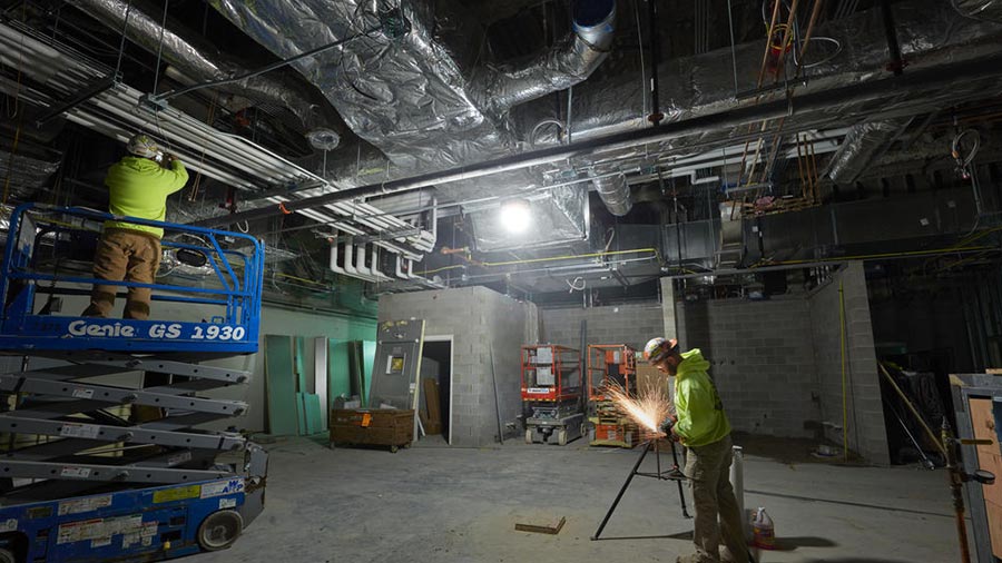 Test et avis des projecteurs de chantiers Milwaukee M18 SLSP et M18 ONESLSP ONE-KEY Test et avis des projecteurs de chantiers Milwaukee M18 SLSP et M18 ONESLSP ONE-KEY