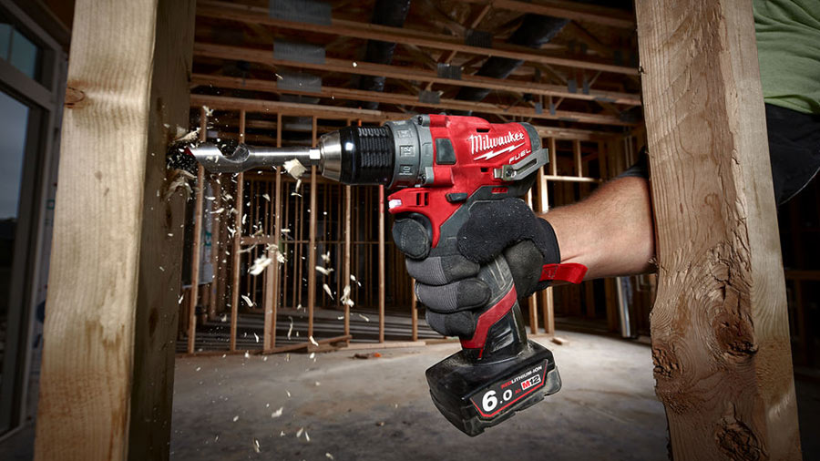 Test et avis de la perceuse-visseuse à percussion M12 FPD Milwaukee Test et avis de la perceuse-visseuse à percussion M12 FPD Milwaukee