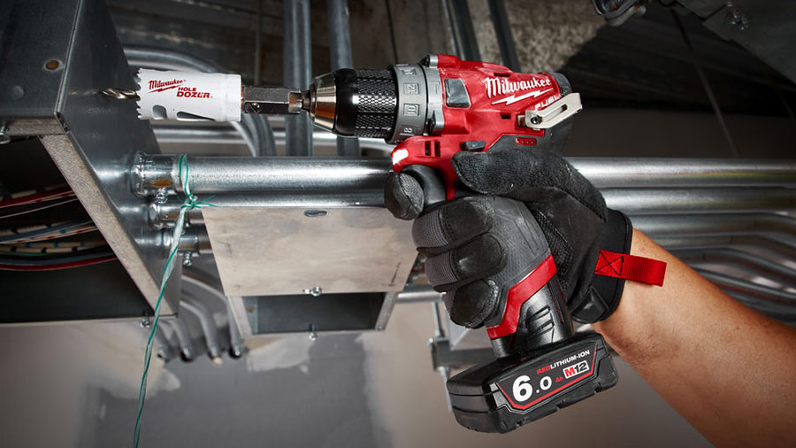 Test et avis de la perceuse-visseuse à percussion M12 FPD Milwaukee Test et avis de la perceuse-visseuse à percussion M12 FPD Milwaukee