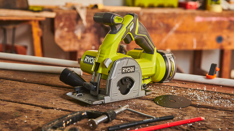 Test et avis scie multi-matériaux 85 mm 18V ONE+ R18MMS-0 Ryobi Test et avis scie multi-matériaux 85 mm 18V ONE+ R18MMS-0 Ryobi