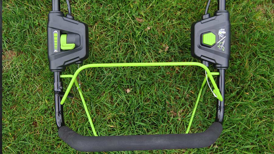 Test et avis de la tondeuse à gazon GD60LM51SP GREENWORKS 2502907 Test et avis de la tondeuse à gazon GD60LM51SP GREENWORKS 2502907