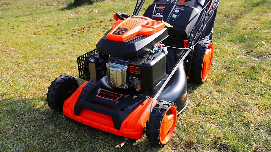 tondeuse thermique FUXTEC autotractée à démarrage électrique E-Start FX-RM5196eS avec zipgo tondeuse thermique FUXTEC autotractée à démarrage électrique E-Start FX-RM5196eS avec zipgo