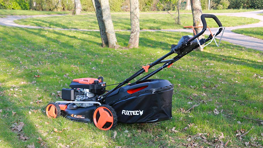 tondeuse thermique FUXTEC autotractée à démarrage électrique E-Start FX-RM5196eS avec zipgo tondeuse thermique FUXTEC autotractée à démarrage électrique E-Start FX-RM5196eS avec zipgo