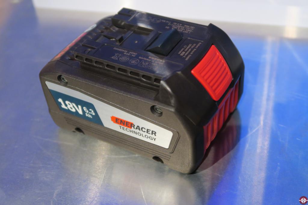 Batterie Bosch Professional GBA 18 V 6,3 Ah ENERACER © Benjamin LEHARIVEL - Zone Outillage Batterie Bosch Professional GBA 18 V 6,3 Ah ENERACER © Benjamin LEHARIVEL - Zone Outillage