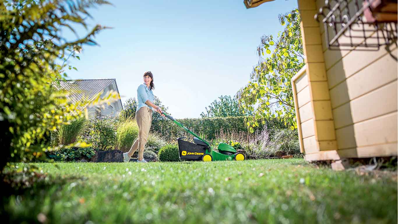 Tondeuse sur batterie John Deere R43B Tondeuse sur batterie John Deere R43B